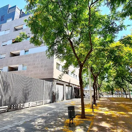Forum-Ccib-Relax Flats Sant Adria de Besos Exterior photo
